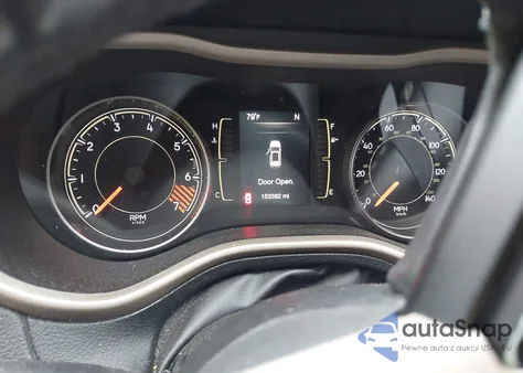 2015 Jeep Cherokee Latitude z USA, uszkodzony, nr VIN 1C4PJMCB0FW528403